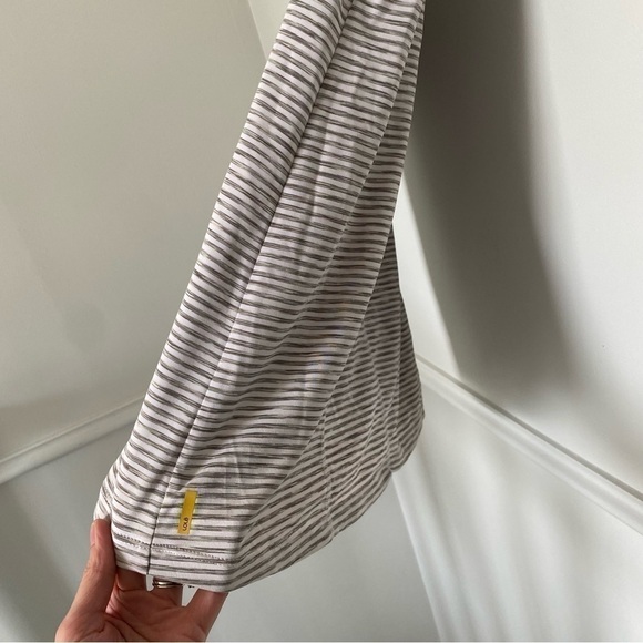 LOLE Striped Scoop Sleeveless Athletic Tank Top White Gray Small - Picture 6 of 6